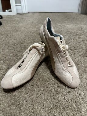 Puma Nuala - Vintage. Light Beige Low-Profile Sneaker